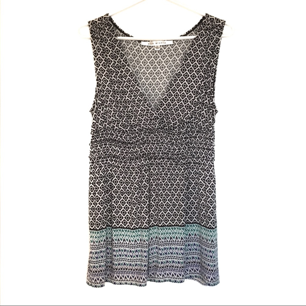 Max Studio empire waist printed tank top large